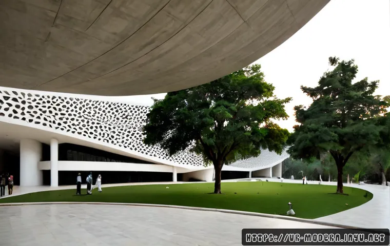 Home 17 현대건축물 실험적 건축 사례 - Photorealistic wide-angle exterior of an experimental contemporary cultural center in Islamabad, swe...